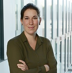 Frau Dr. Katharina Schwarz