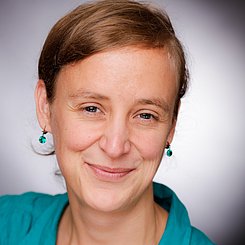 Frau Prof. Dr. rer. nat. Britta Stumpe